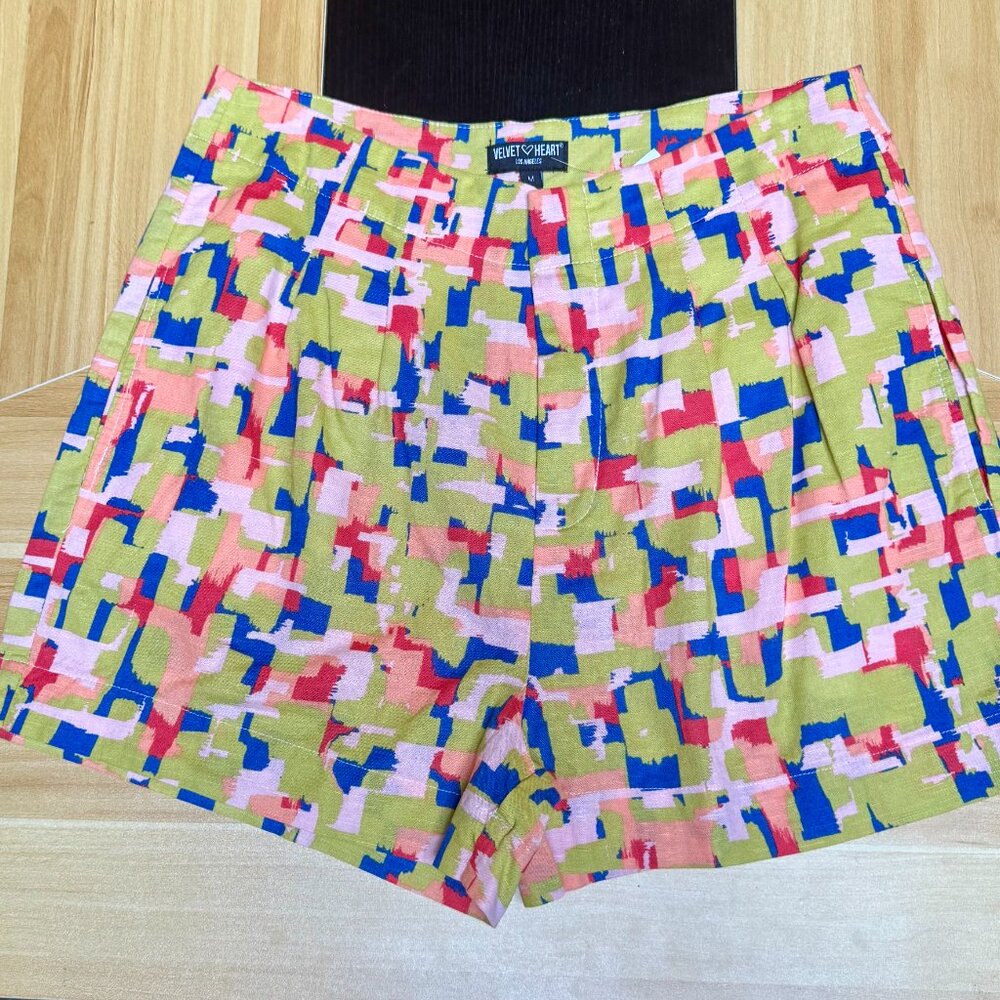 Abstract Print Linen Shorts Velvet Heart